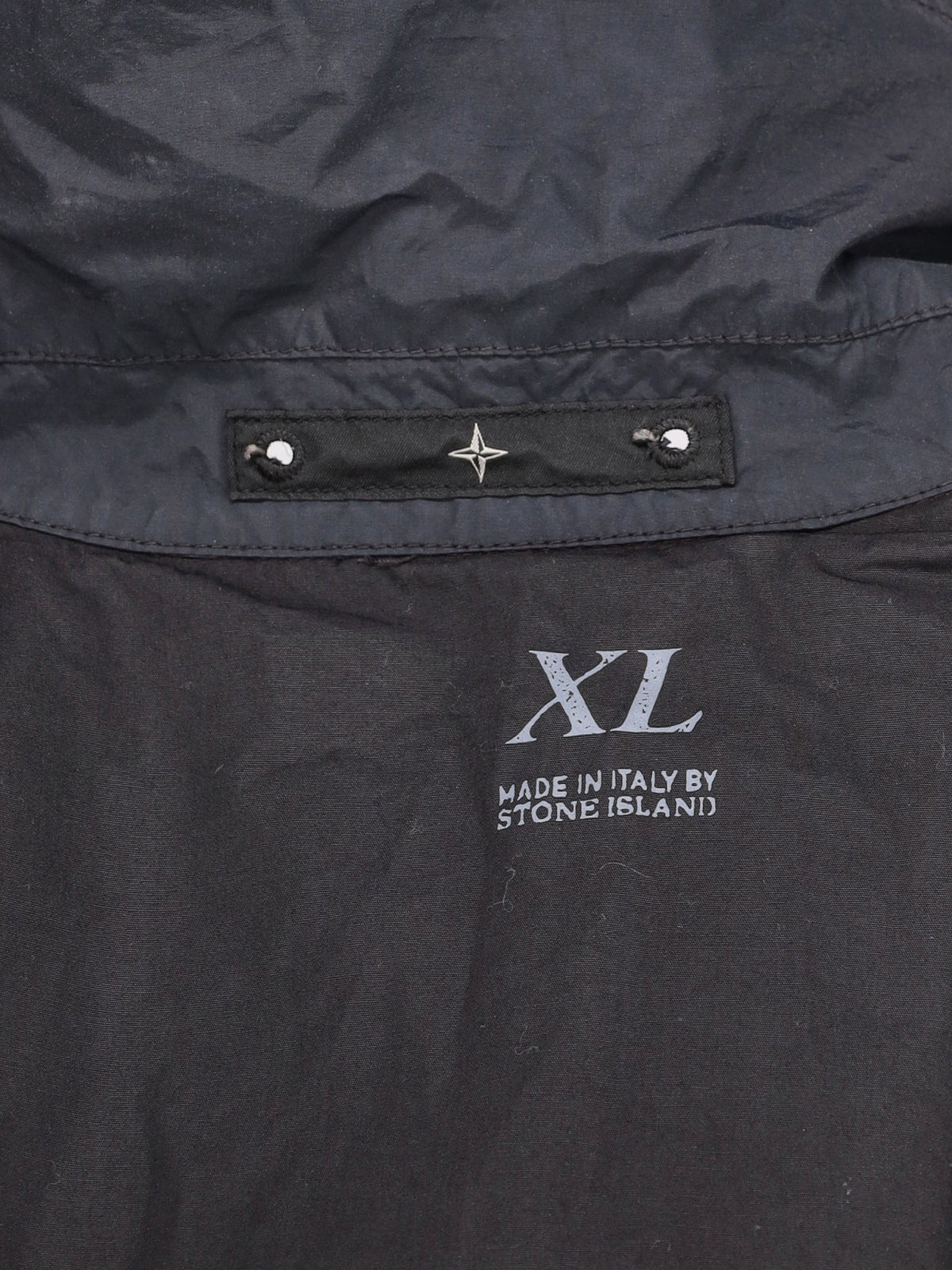 Stone Island Lightweight Belted Raincoat RU21726.21  Stone island 