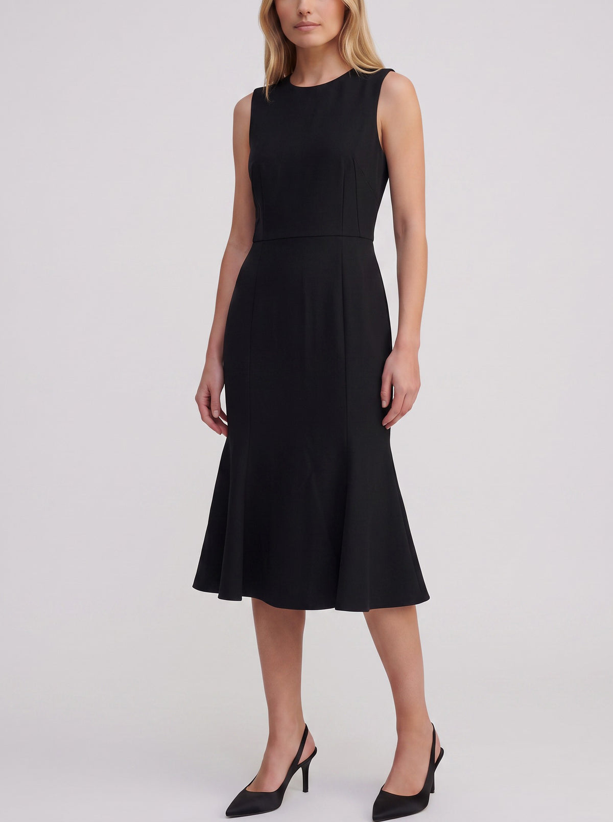 Dolce & Gabbana Black Open-Back Day Dress W2926.10  Dolce & Gabbana 
