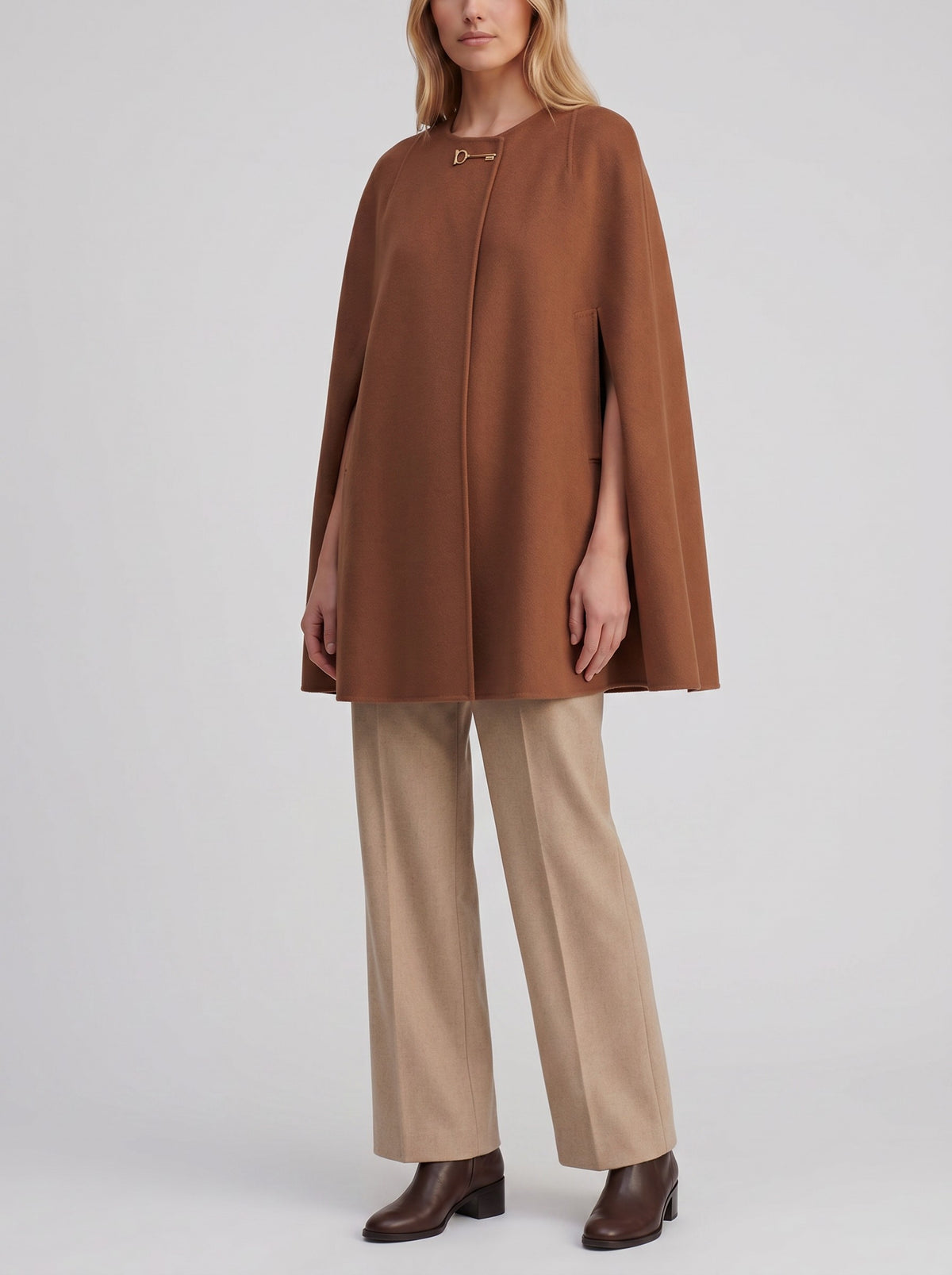 Salvatore Ferragamo Wool & Cashmere Cape CVM26.22.4  Ferragamo 