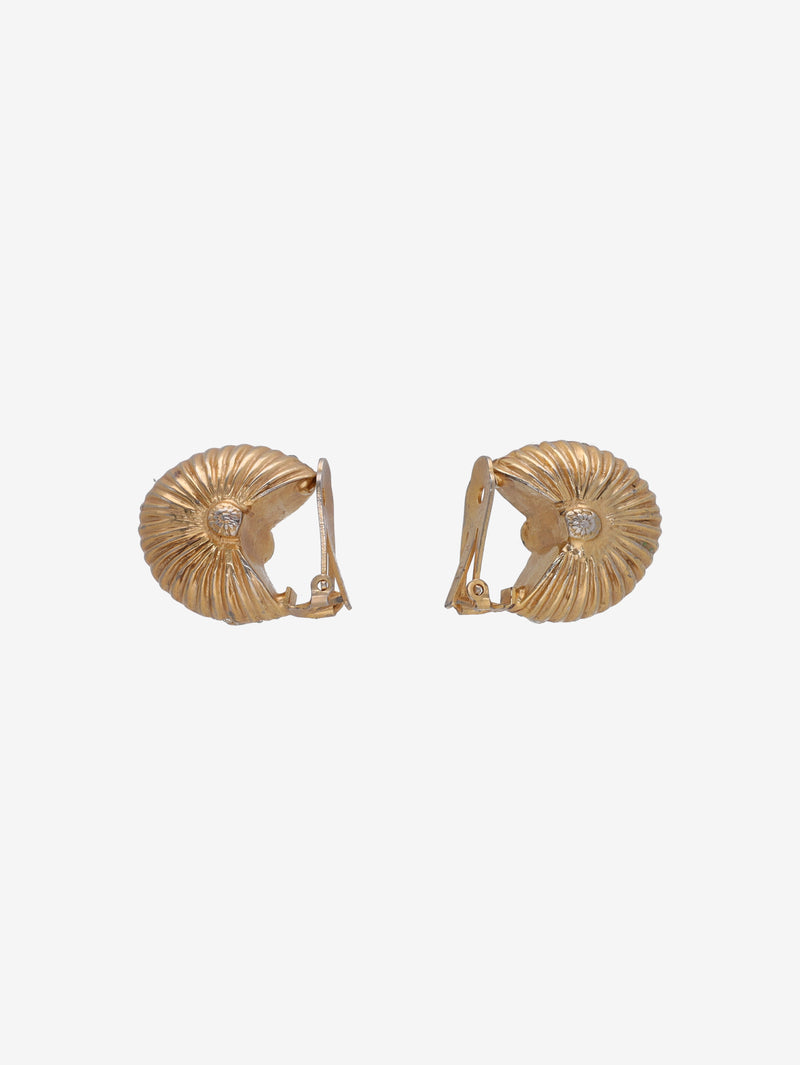 Kenneth Jay Lane Shell Clip-On Earrings with Gem Details W13426.29  Kenneth Jay Lane 