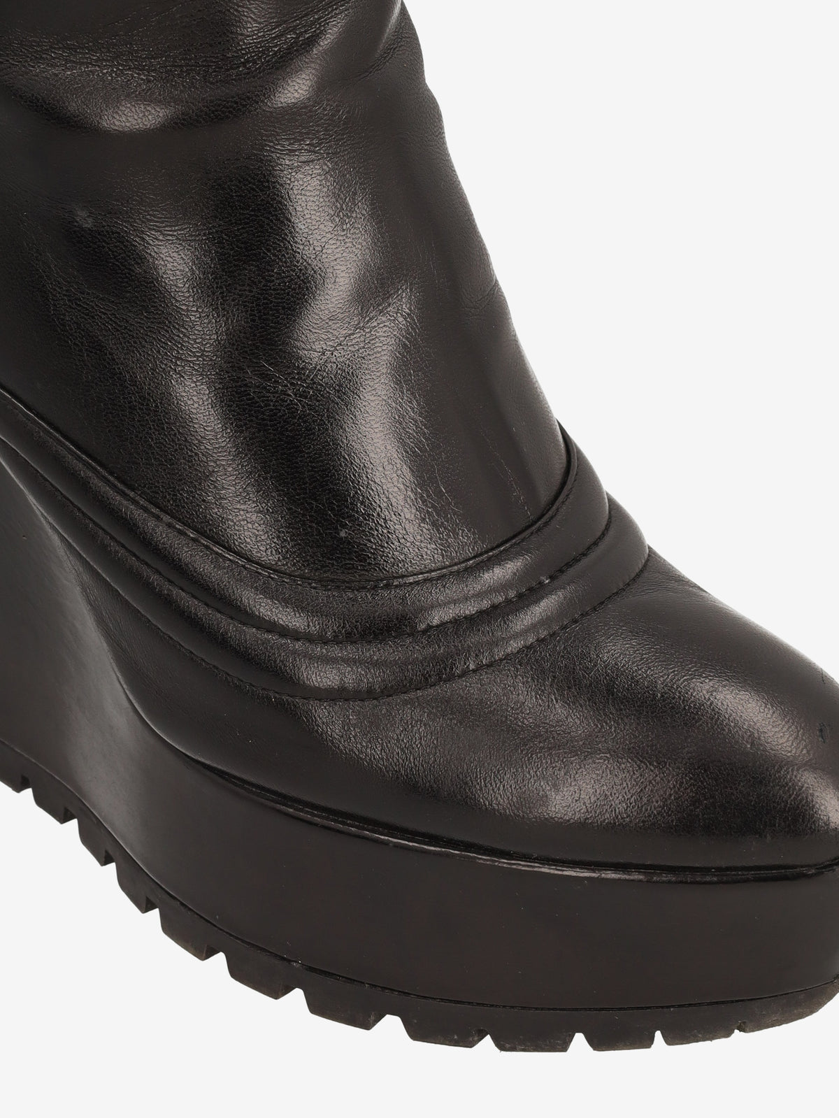 Prada 2010s Platform Ankle Boots W6826.10  Prada 