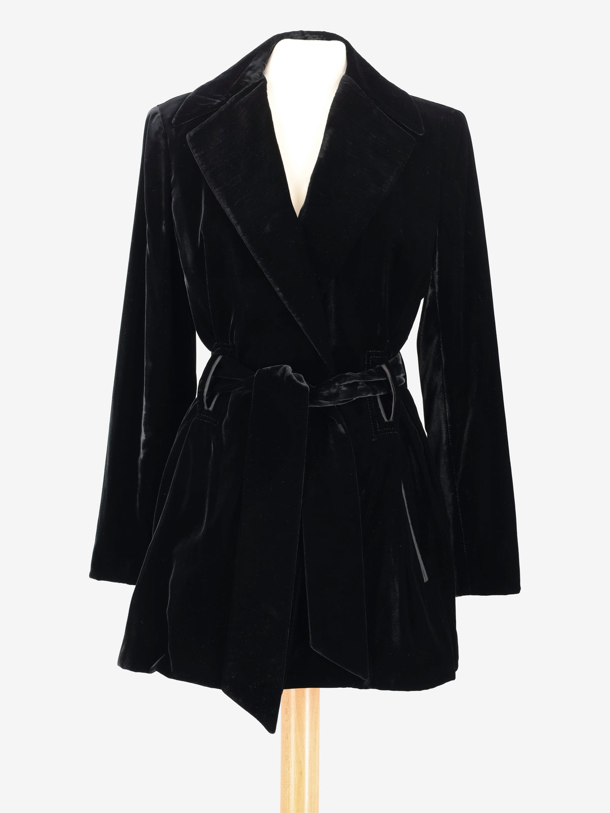 Richard Tyler Black Velvet Suit WCV041224.66  Richard Tyler 