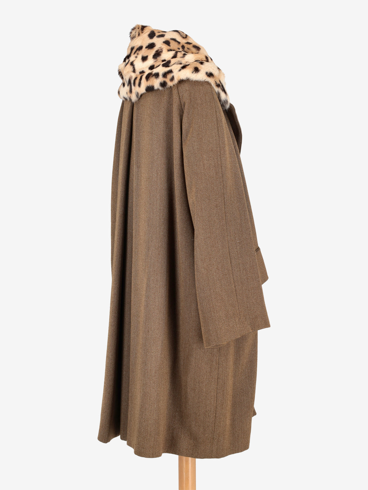 Romeo Gigli Vintage Dark Brown Wool Coat with Leopard-Print Collar WCV1004344  Romeo Gigli 