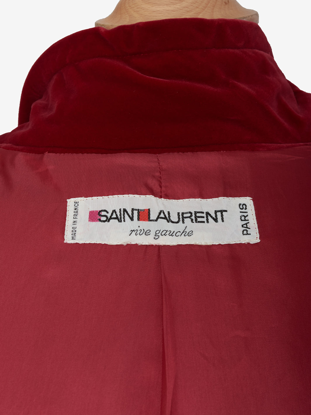 Saint Laurent Dressing gown with quilted neckline - '70s AR011  Saint Laurent 