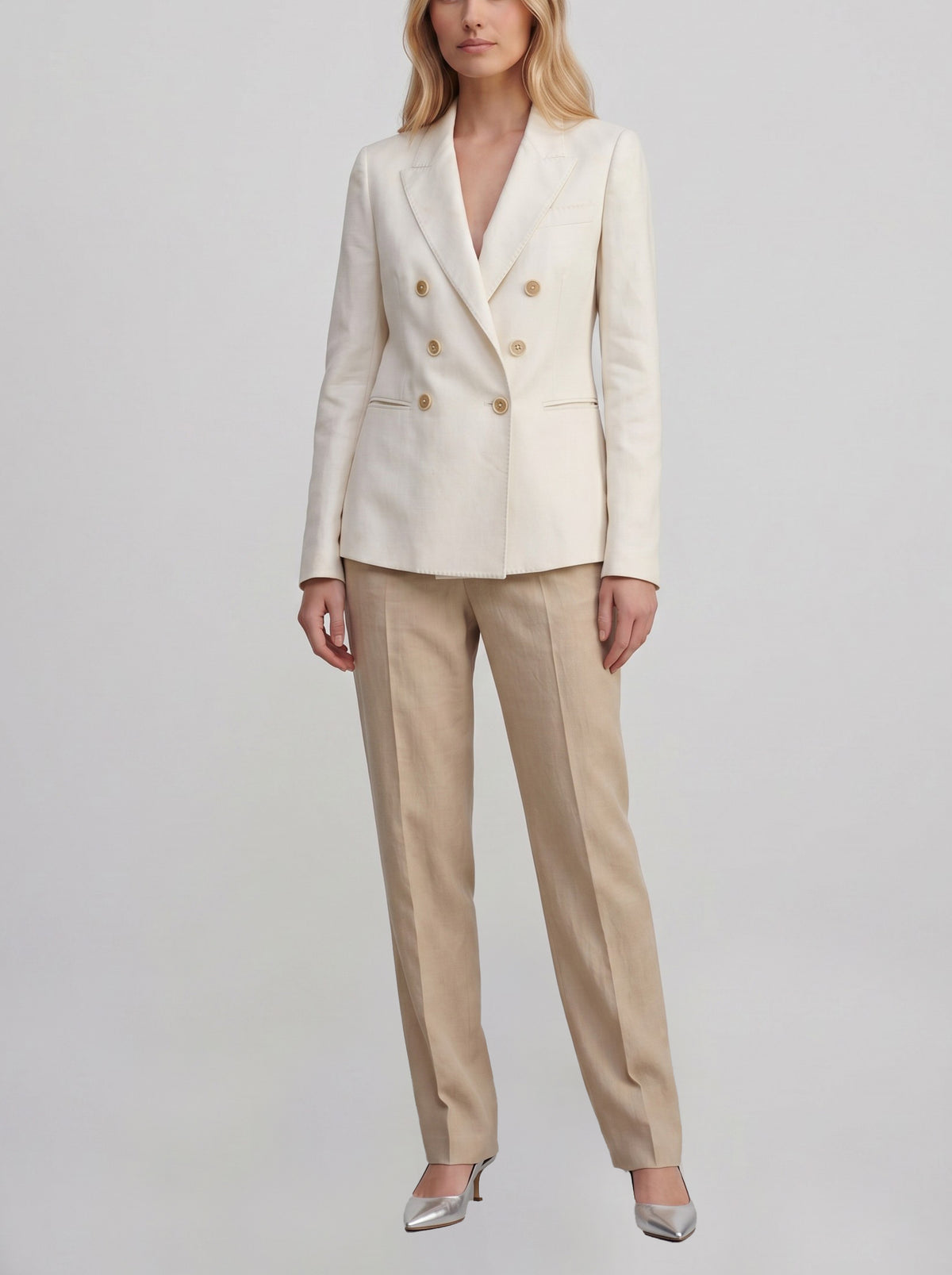 Tod's Double-Breasted White Blazer B23626.2  Tod's 