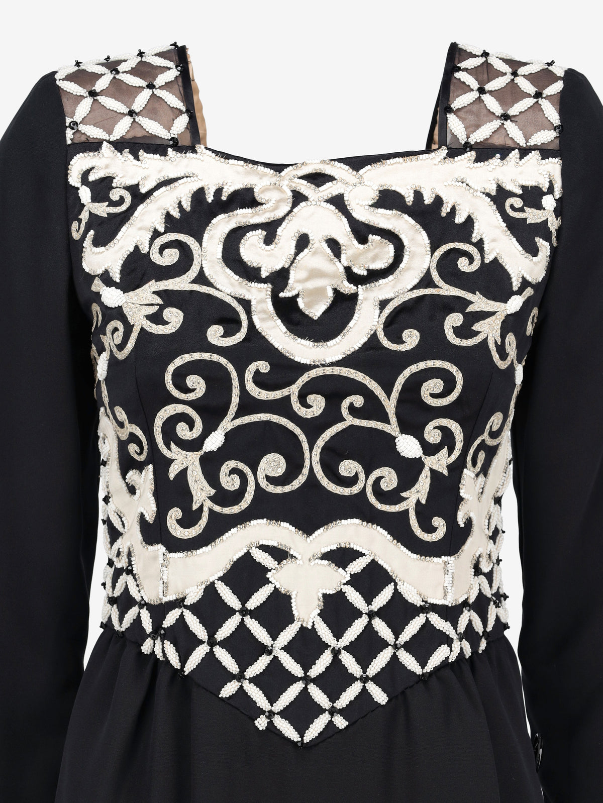 Valentino 1980s Dress in Black Silk Crepe AR012  Valentino 