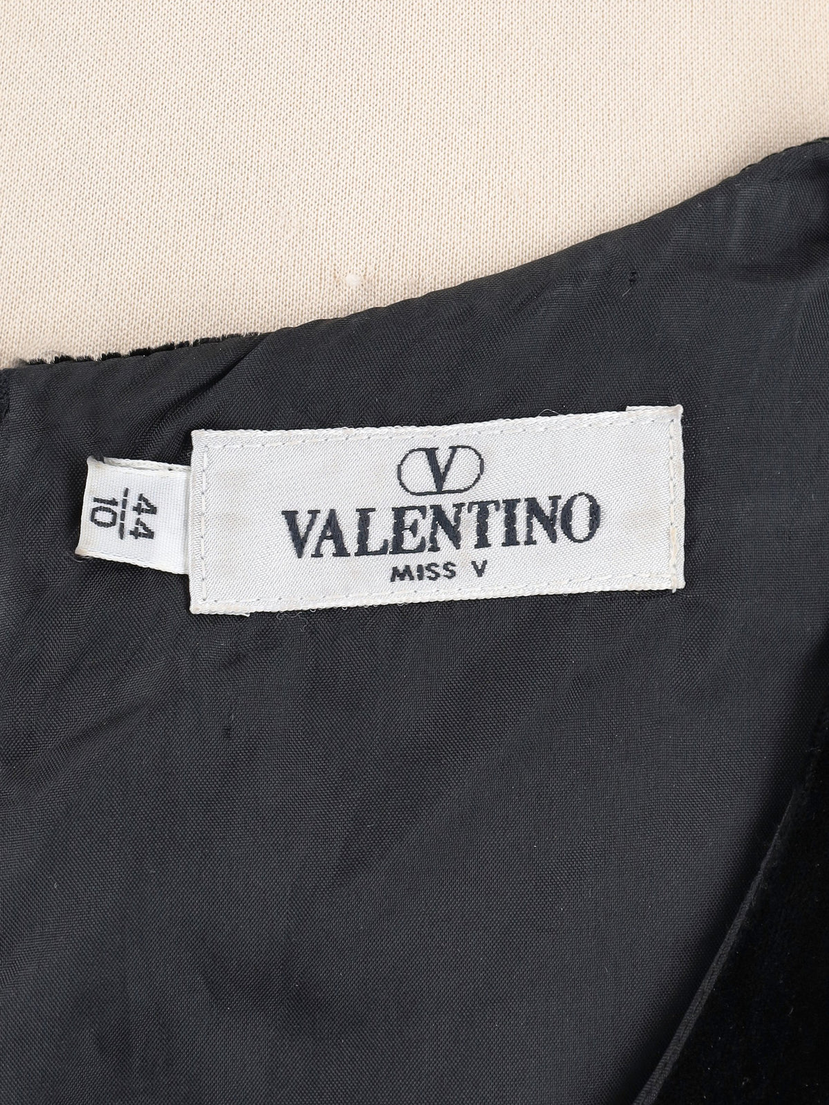 Valentino Velvet-Effect Cropped Top Elegant W2926.19  Valentino 