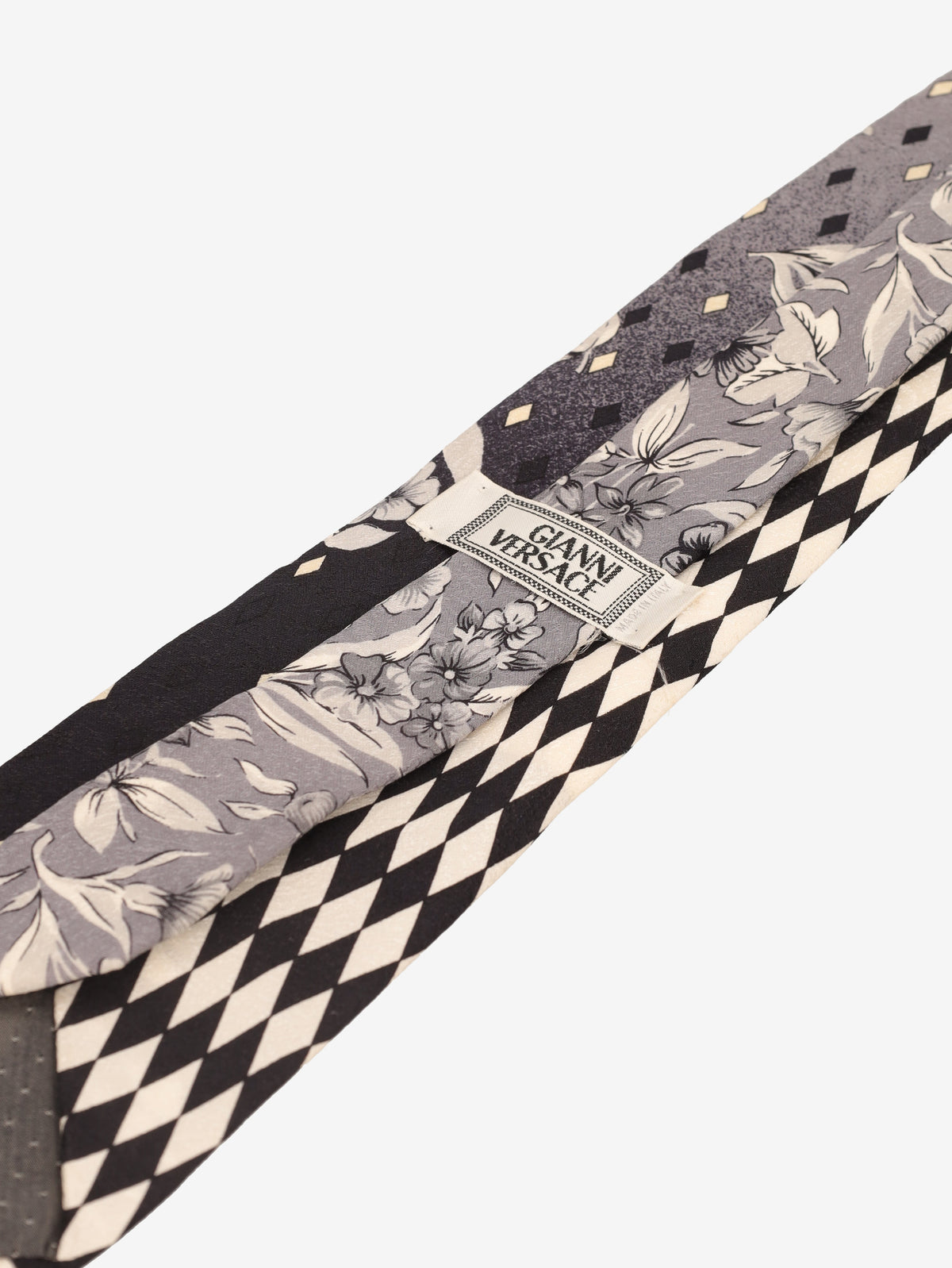 Gianni Versace Black & White Silk Tie W24626.8  Versace 