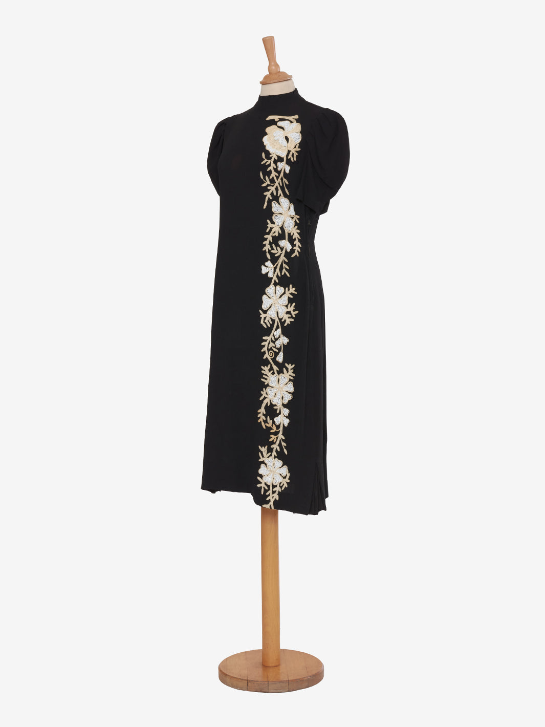 Vintage dress with white beaded embroidery and vertical flower - '40s AR006  Vintage 