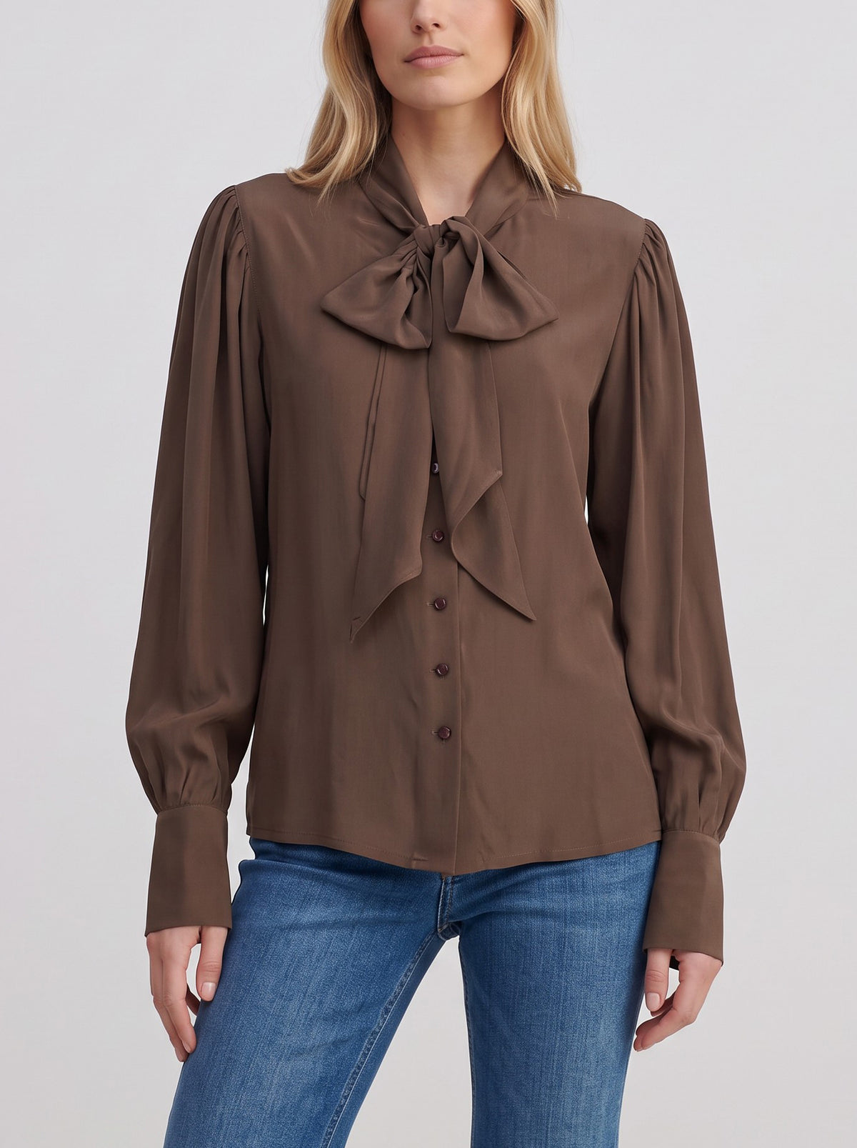Vintage Lightweight Shirt with Convertible Scarf Collar W2926.22  Vintage 