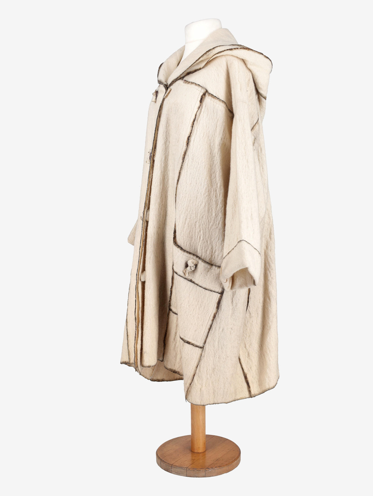 Issey Miyake Wool Overcoat DM10043128 . Miyake 