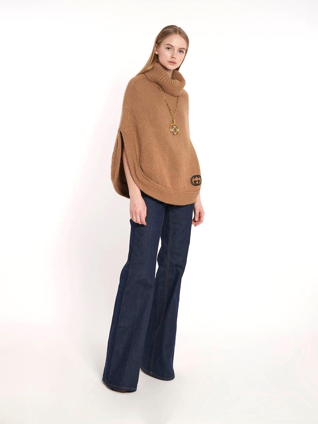 Y2K Gucci camel-colour turtleneck poncho in wool
