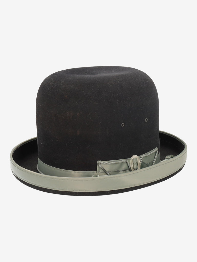 Grey Felt Hat with Silver Ribbon Trim W27526.139  Vintage 