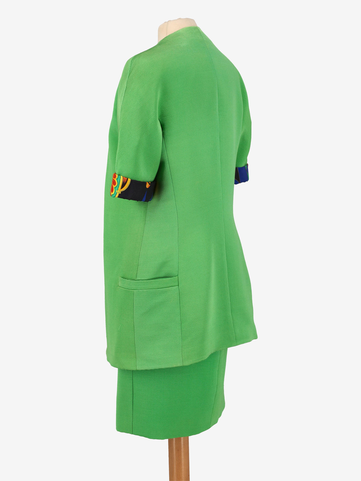 Atelier Versace Green Textured Suit W04032025_17  Gianni Versace 