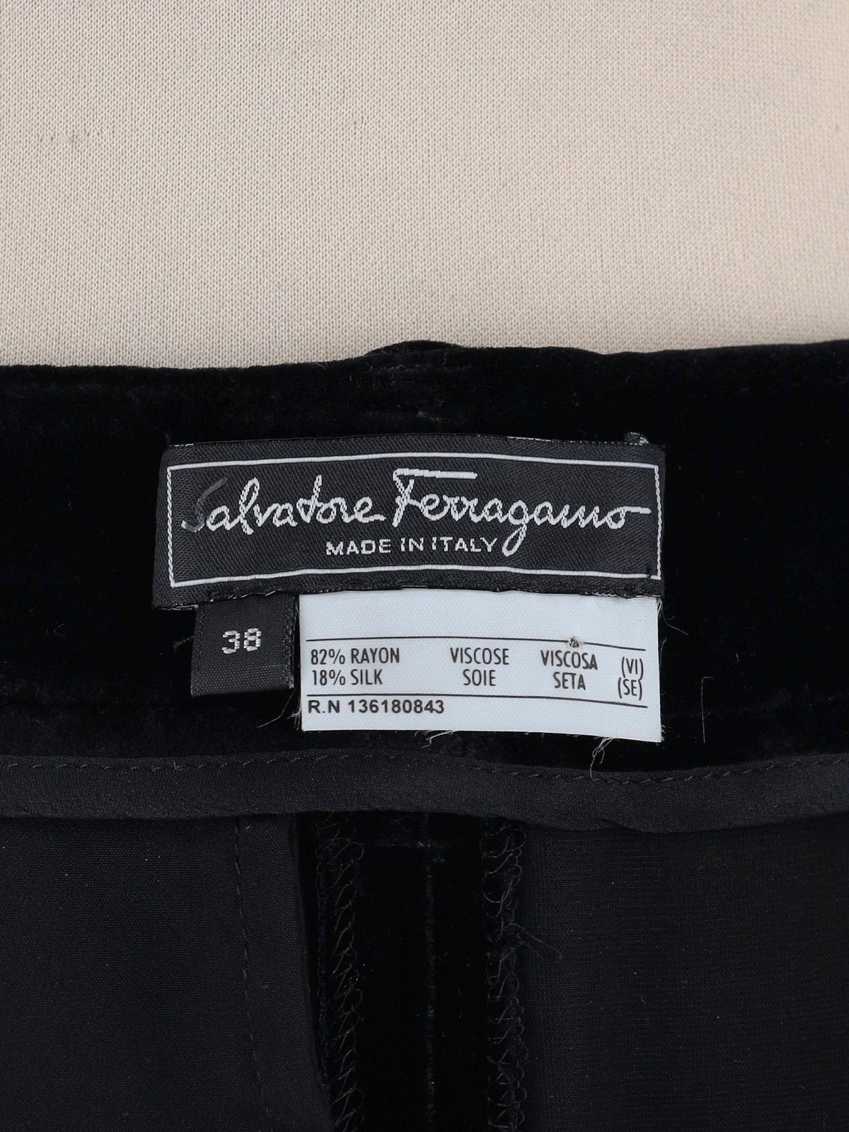 Salvatore Ferragamo Velvet-Effect Wide-Leg Trousers CVM26.8.6  Salvatore Ferragamo 