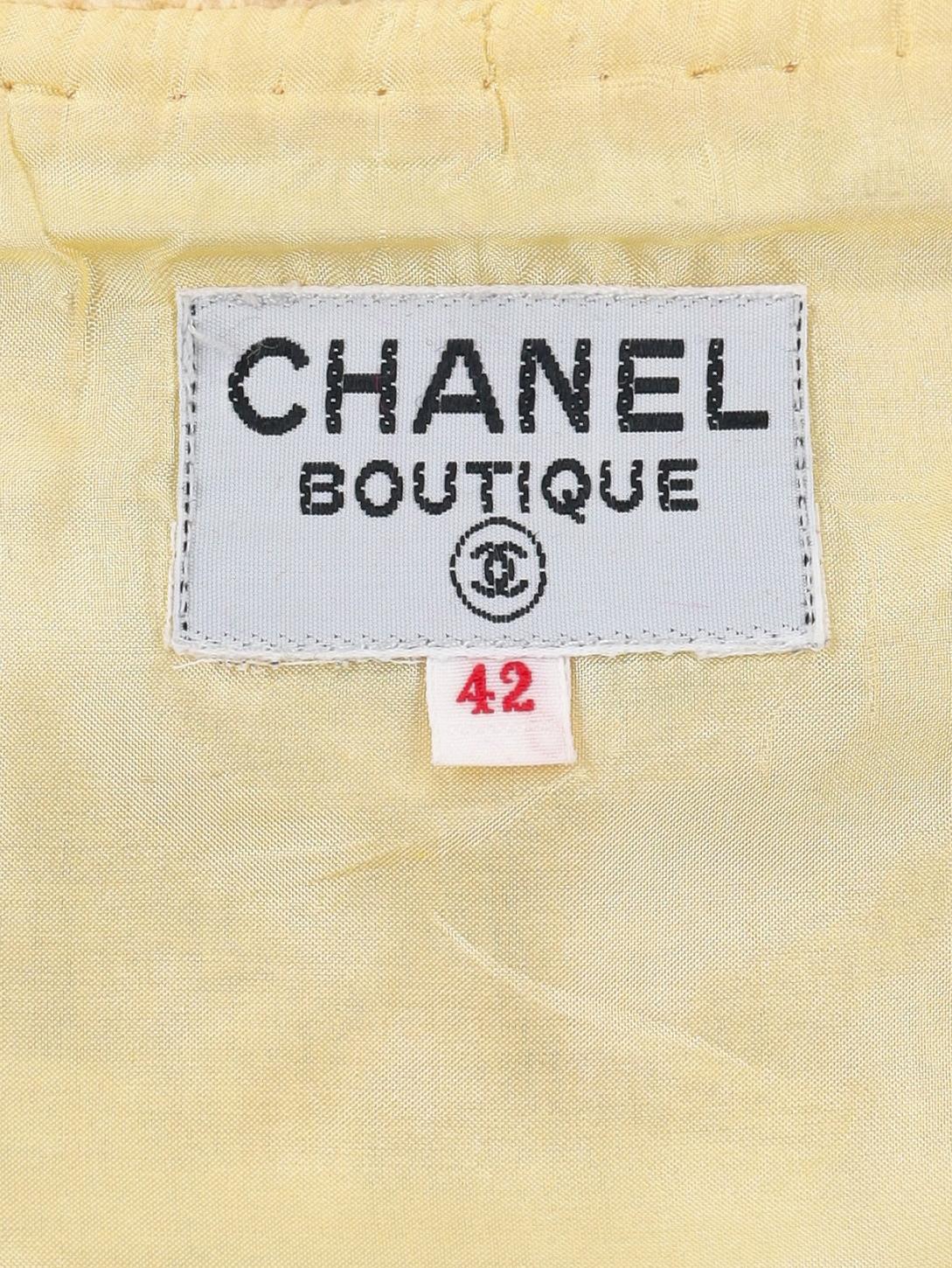 Chanel Boutique Yellow Wool Suit WCV13032025.81  Chanel 