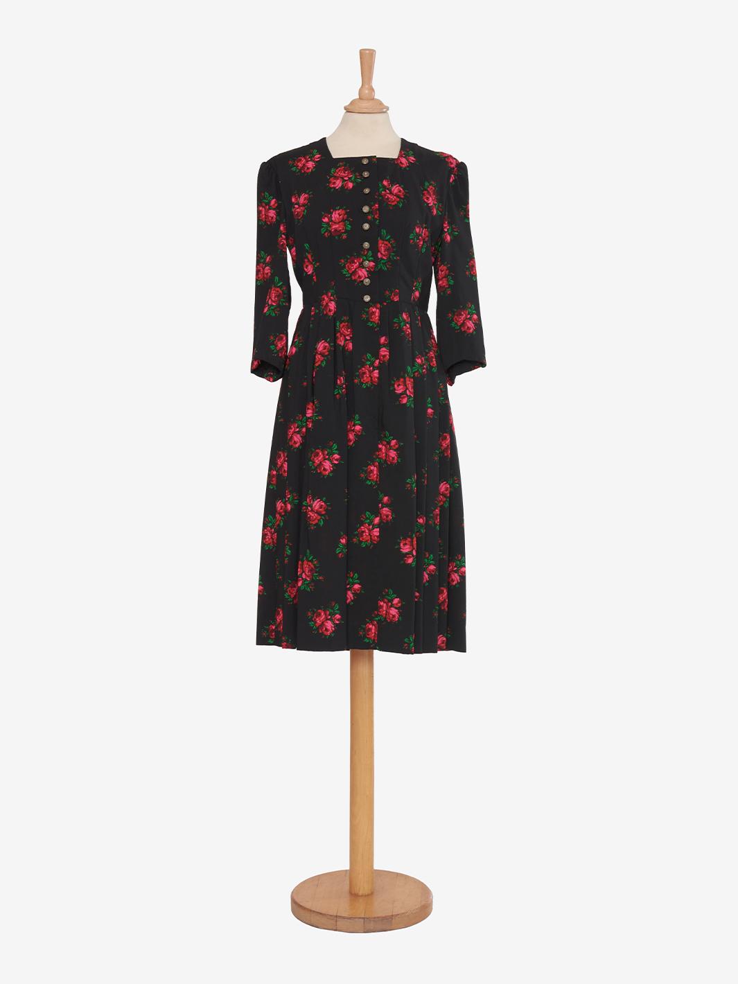Vintage floral cotton dress U1300108 . Vintage 