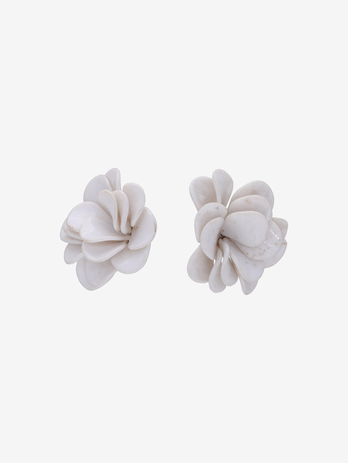 Vintage Oversized Plastic Flower Earrings with Layered Petals W13426.10  Vintage 