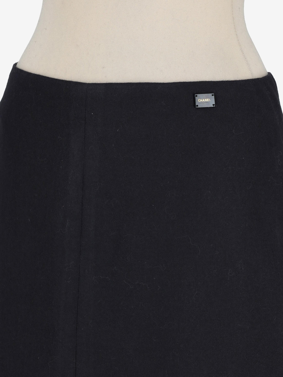 Chanel Pencil Skirt CVB20.66.49  Chanel 
