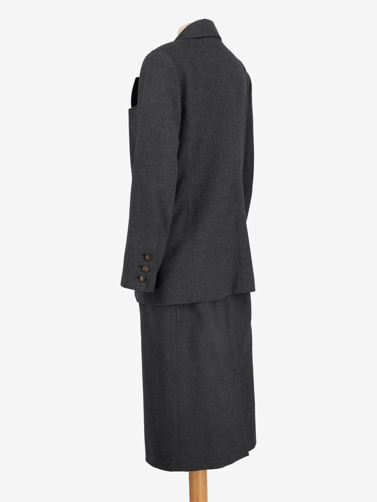 Hermès Suit MR251125.8  Hermès 