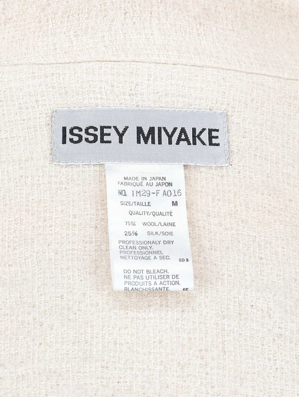 Issey Miyake Wool Overcoat DM10043128 . Miyake 
