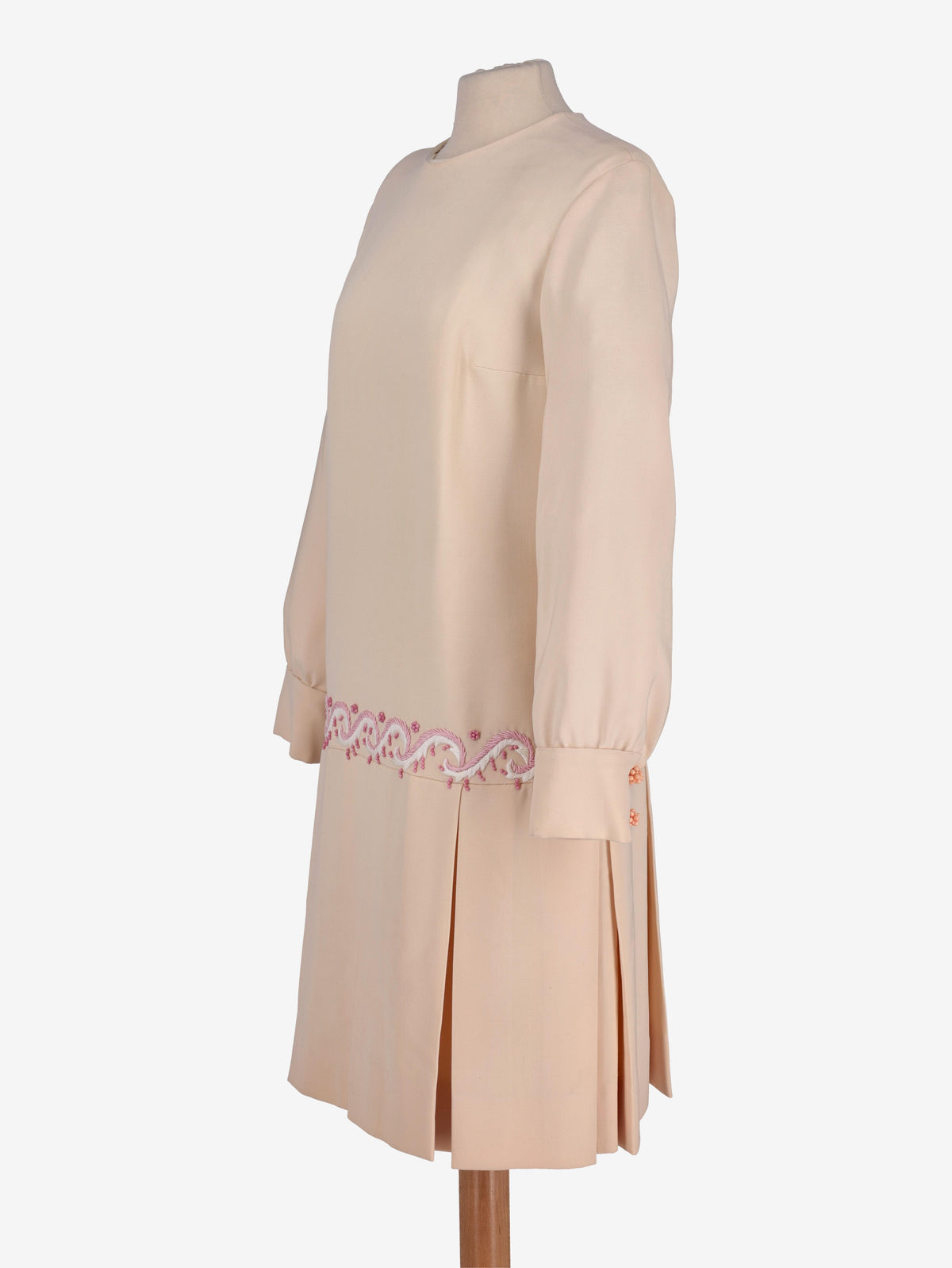 Vintage 1960s/1970s Cream Embroidered Dress Z101223  Vintage 