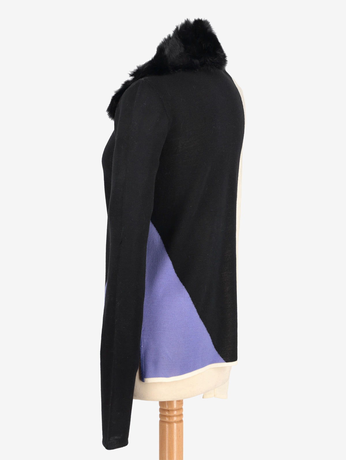 Fendi Sweater With Fur Collar W2511.92  Fendi 