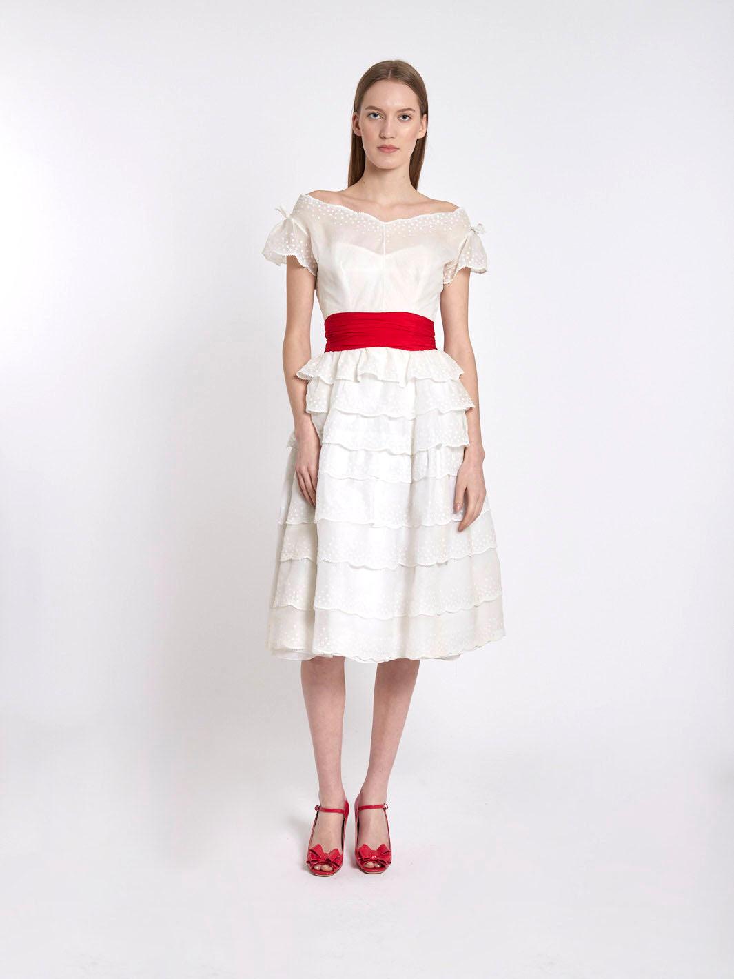 Vintage 1950s Curiel White Dress with Red Belt B1603622  Curiel 