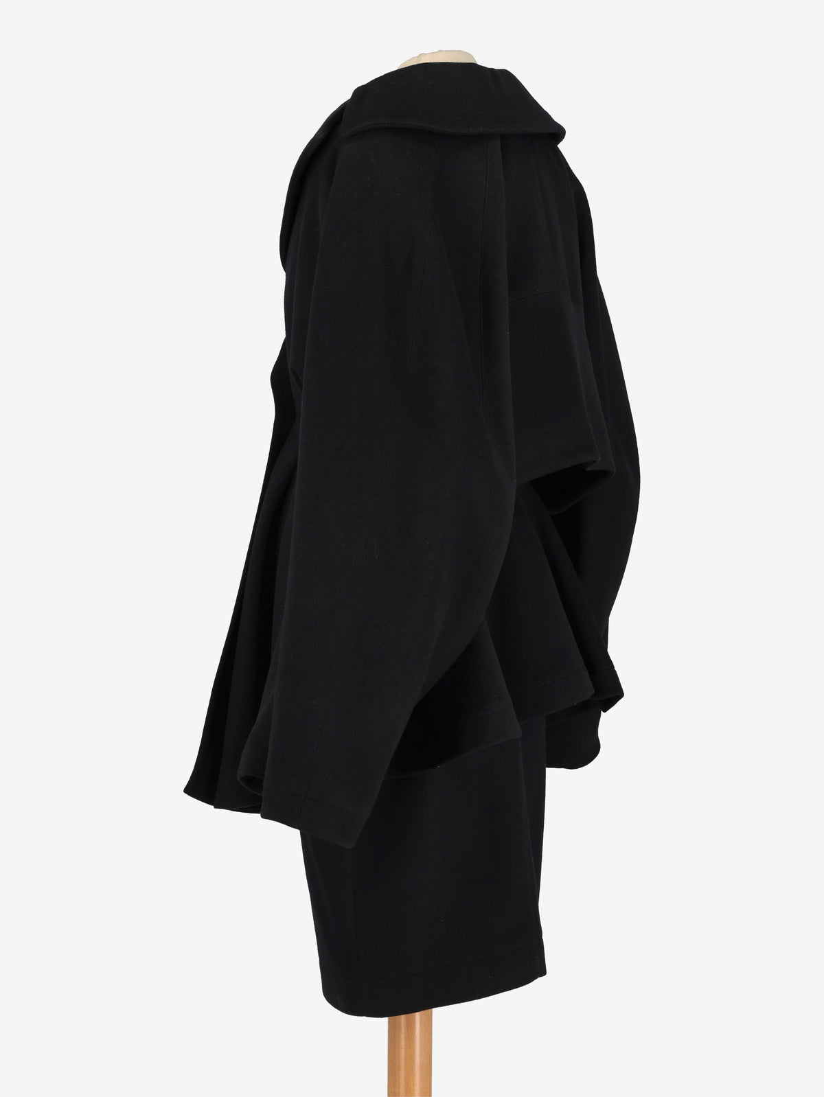 Alaïa Black Wool Coat and Skirt Set WCV100433  Alaïa 