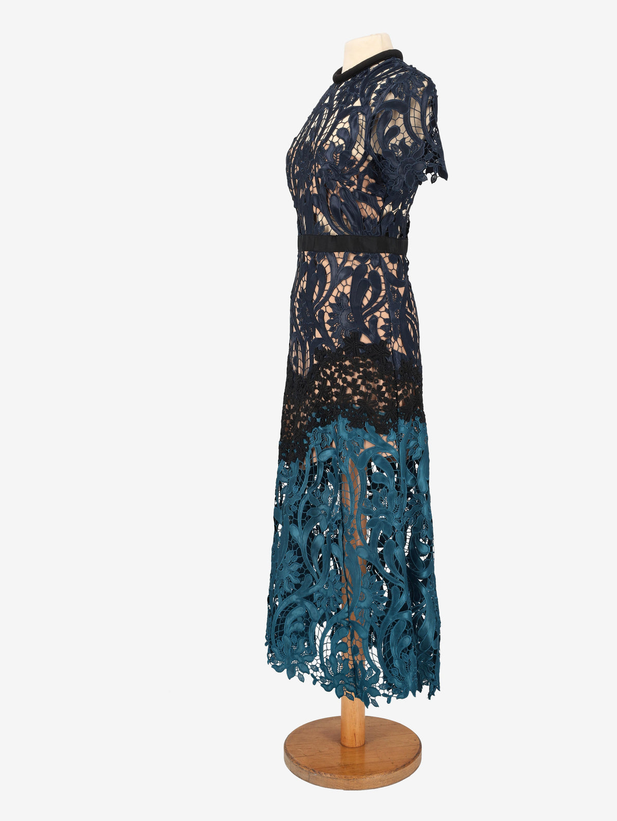 Self Portrait Blue Lace Dress WCV161224_55  Self-Portrait 