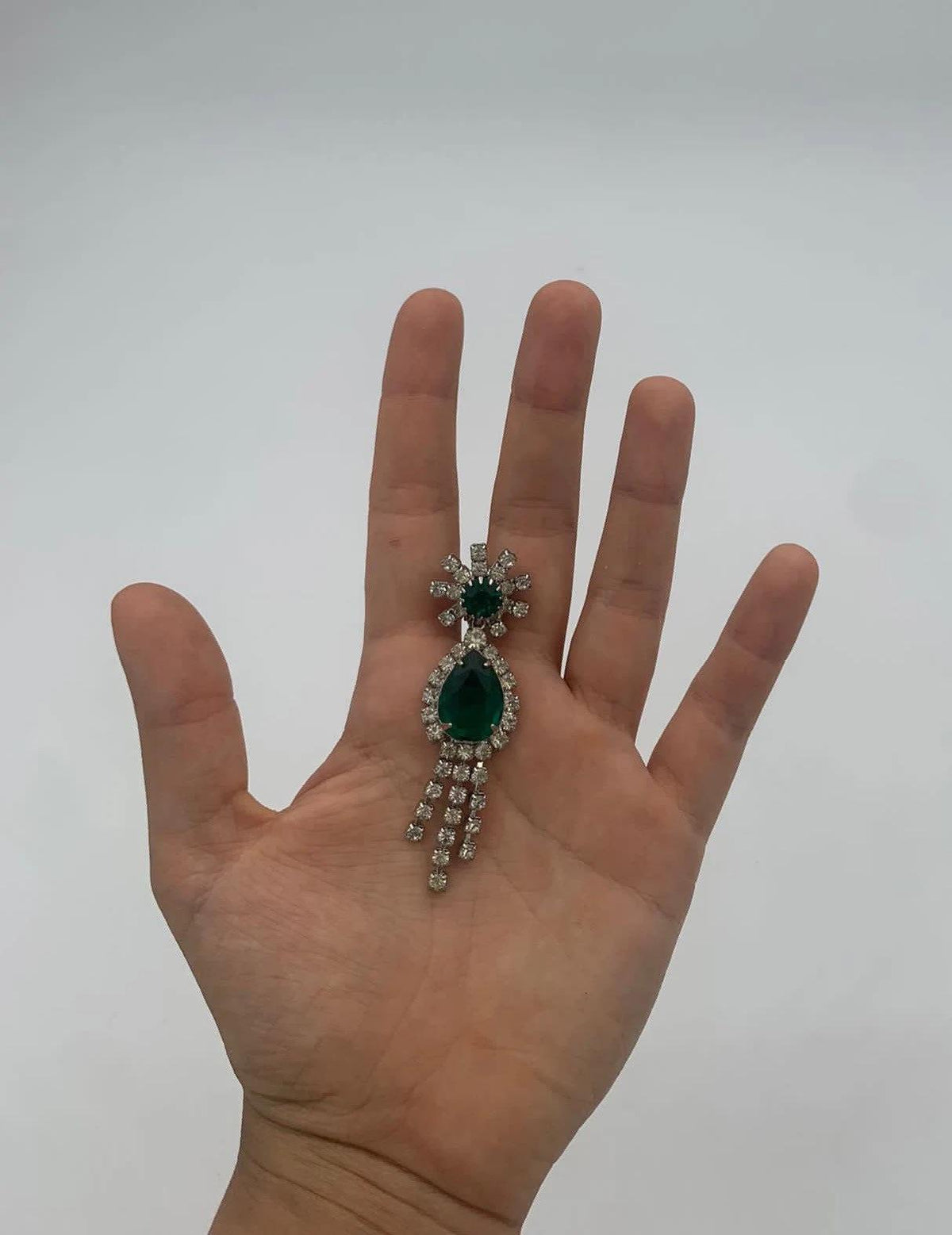Vintage 1950s Drop Earrings E1001294  Vintage 