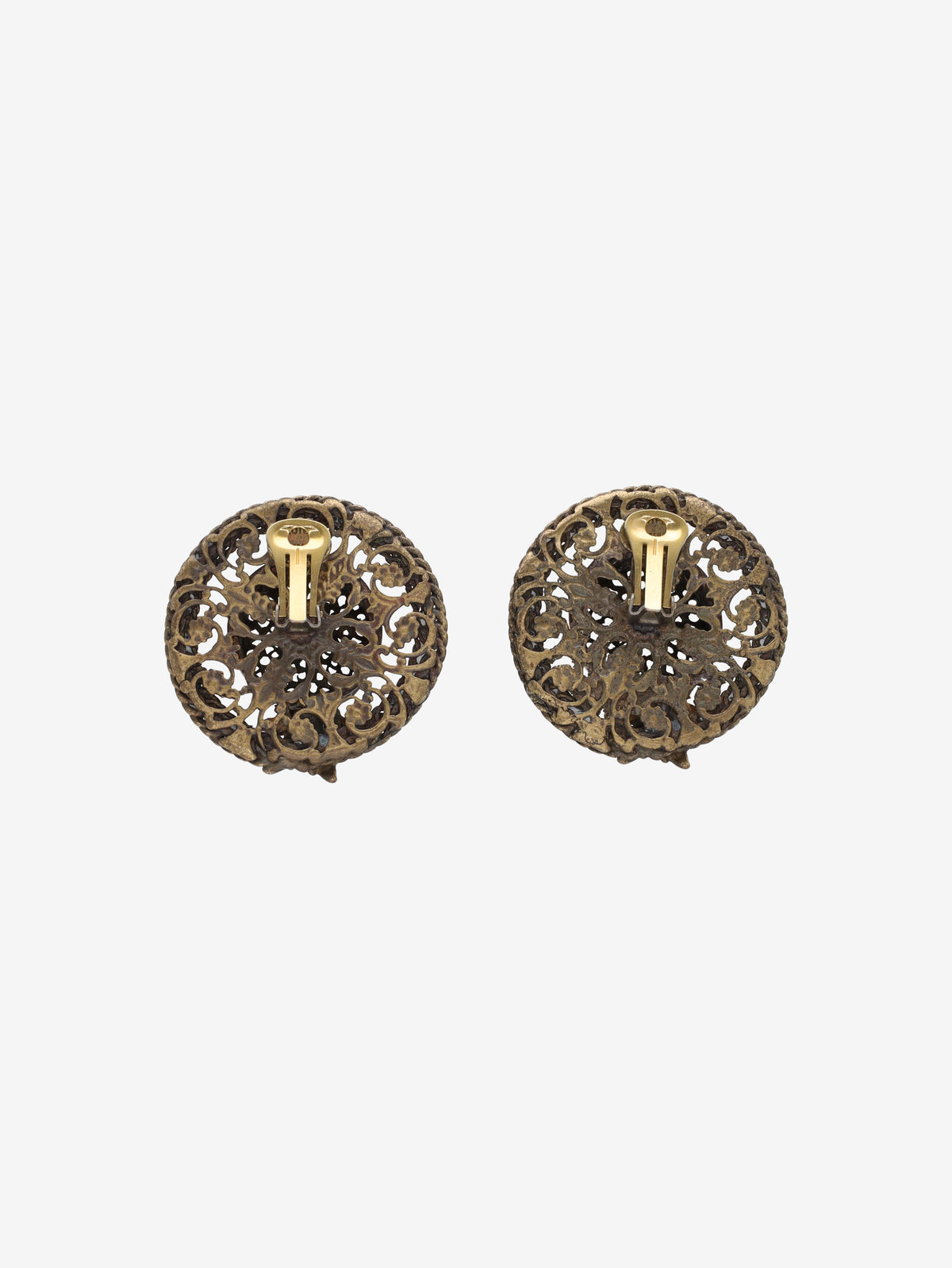 Vintage Straw Hat Clip-On Earrings with Floral Detail W13426.17  Vintage 