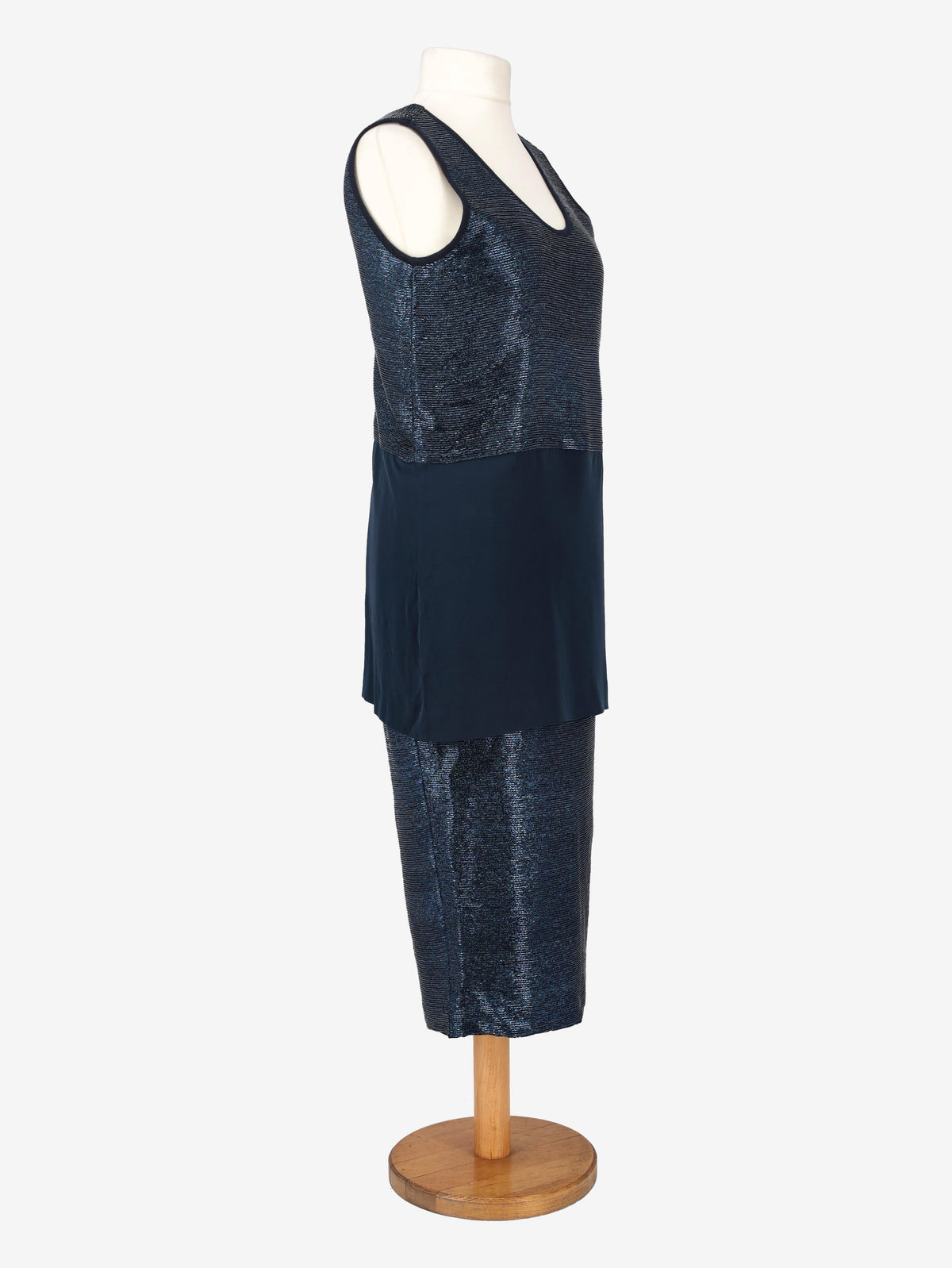 Gianfranco Ferré Blue Navy Beaded Suit WCV041224.91  Gianfranco Ferré 