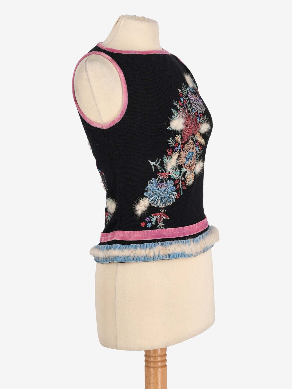 Voyage Knitted Vest with Embroidered Details W2511.96  Voyage 
