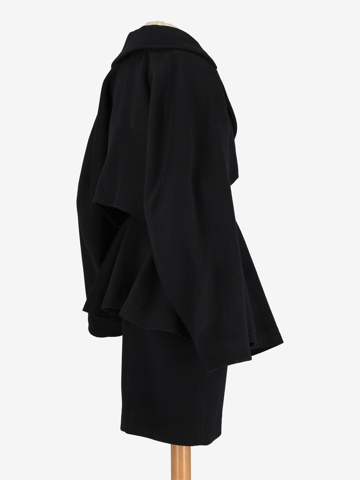 Alaïa Black Wool Coat and Skirt Set WCV100433  Alaïa 