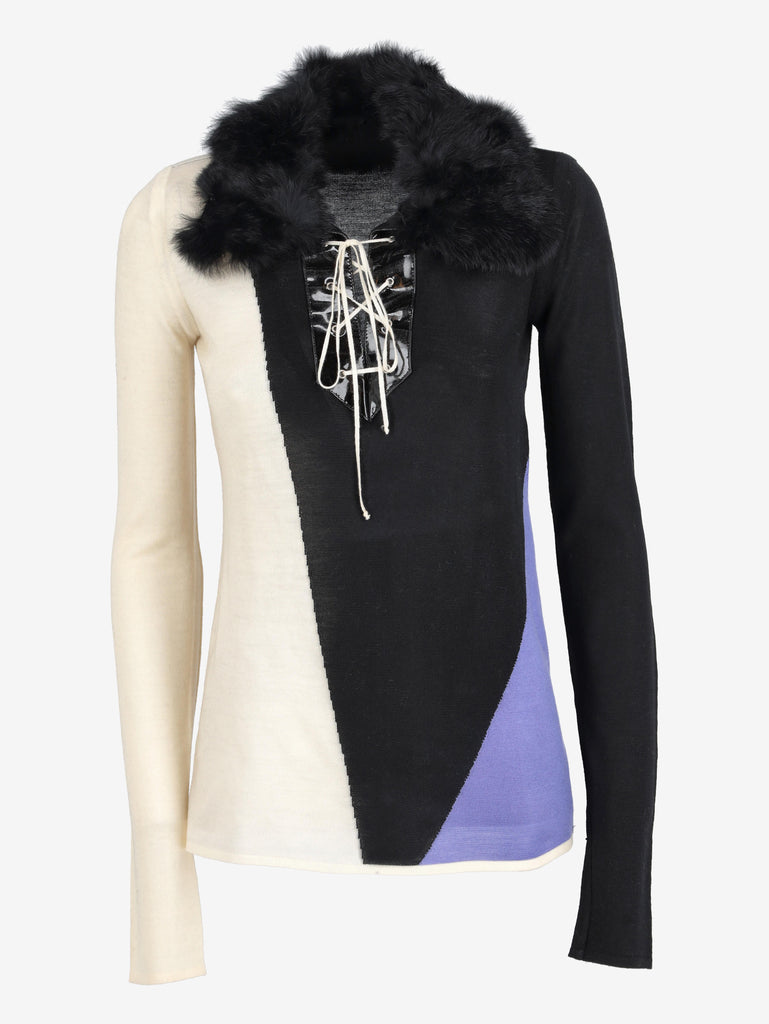 Fendi Sweater With Fur Collar W2511.92  Fendi 
