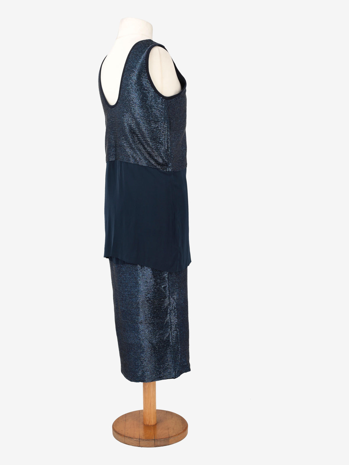 Gianfranco Ferré Blue Navy Beaded Suit WCV041224.91  Gianfranco Ferré 